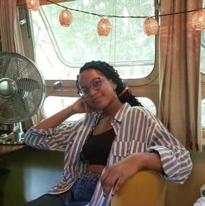 Meet your Posher, Ciara